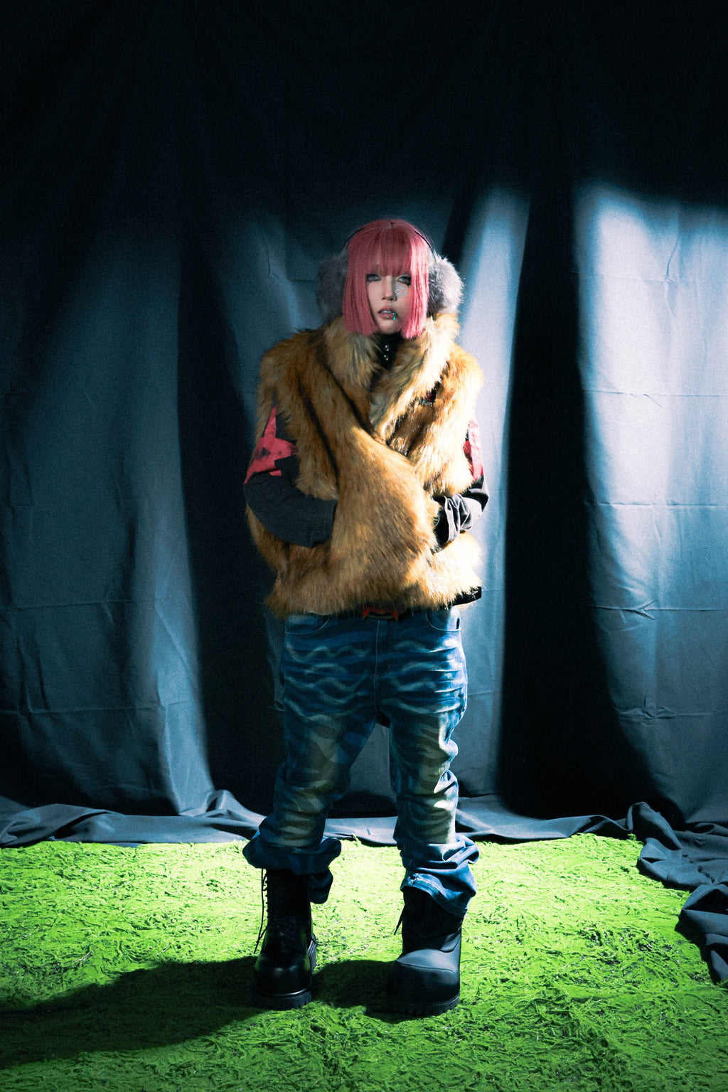 SANSLAWS Fur Vest