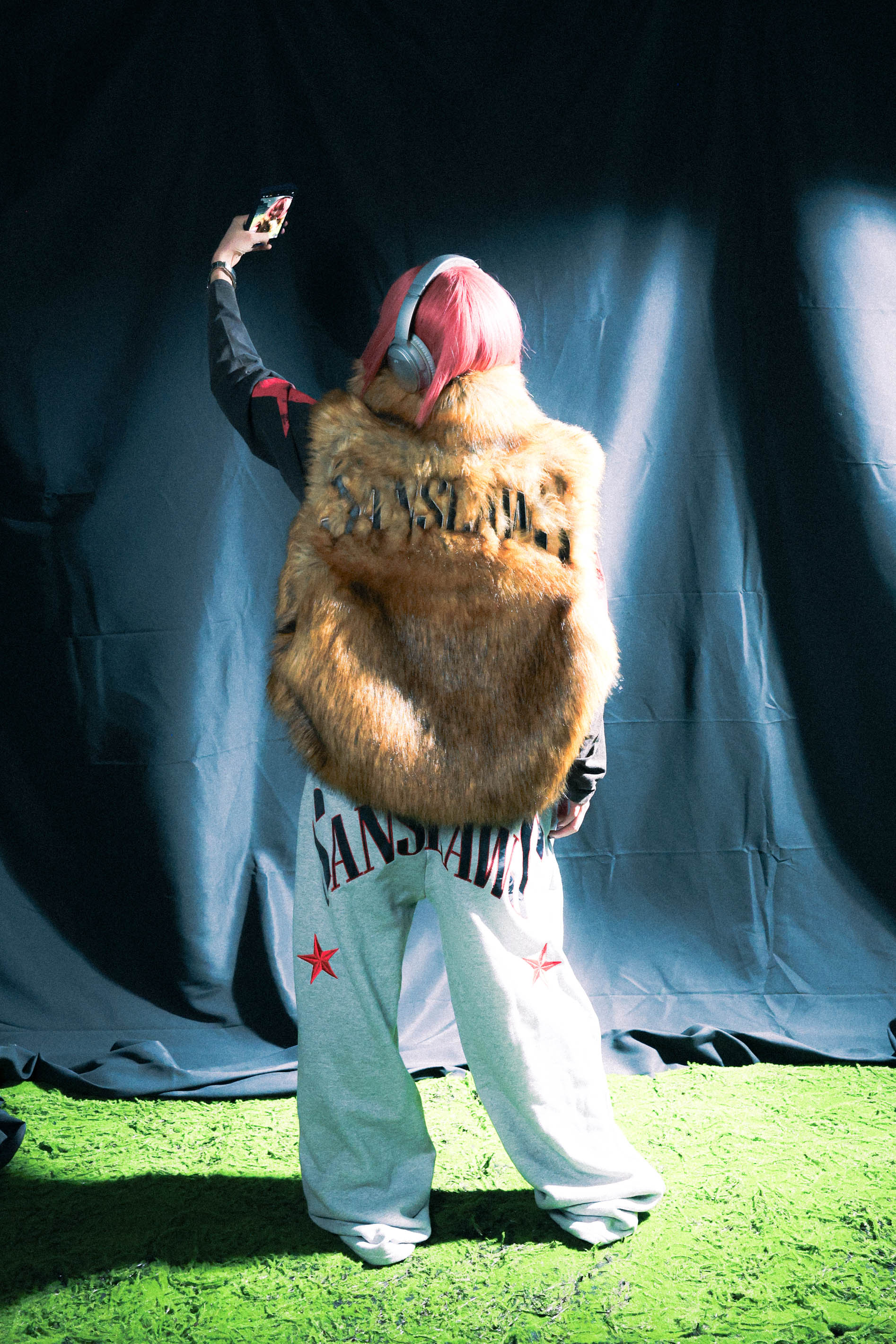 SANSLAWS Fur Vest